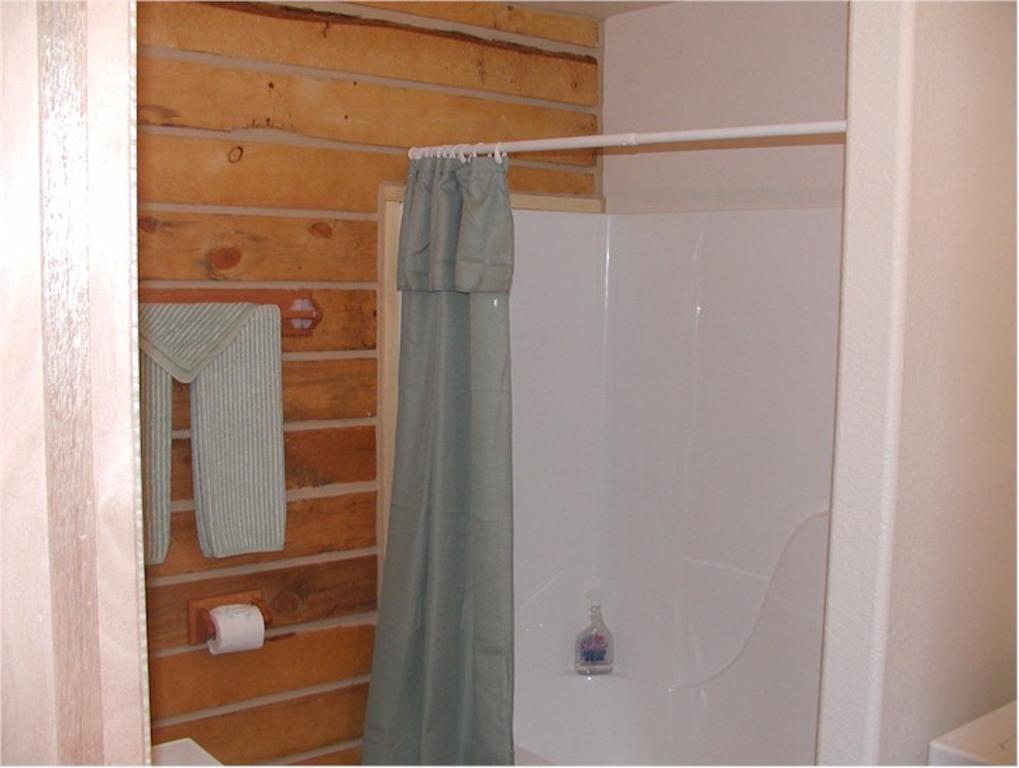 Comanche Lodge Custer Room photo